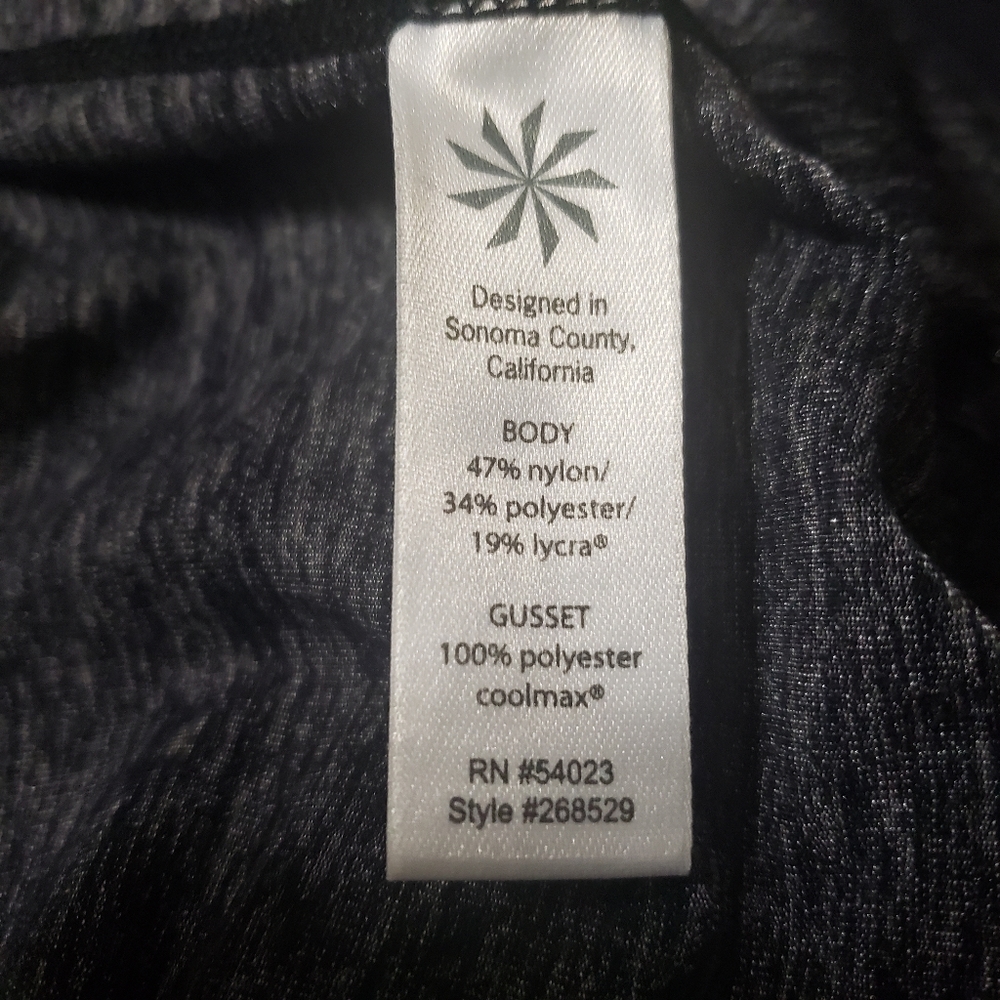 Athleta Sz M Odyssey Chaturanga Capri Leggings - Picture 9 of 11